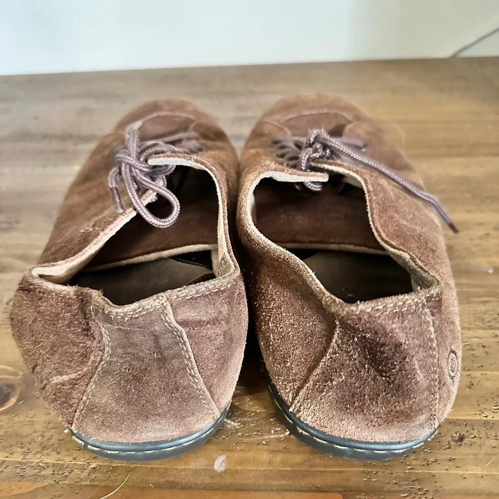 Born Suede Sneakers Size 12 Low Top Lace Up Round Toe Casual Shoes Brown Men's